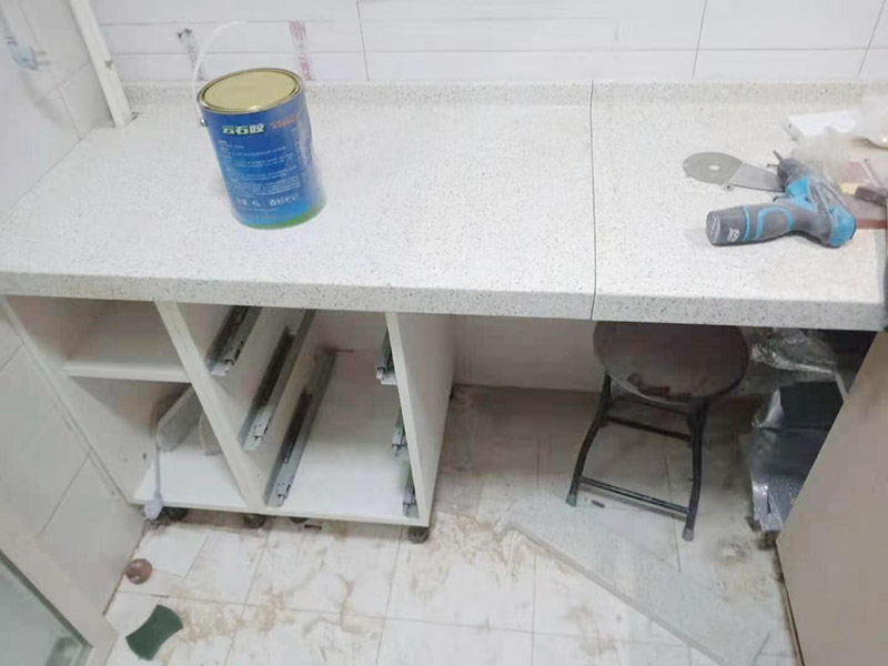 櫥柜門有哪些材質(zhì)，廚房櫥柜維修應該選擇哪種材料