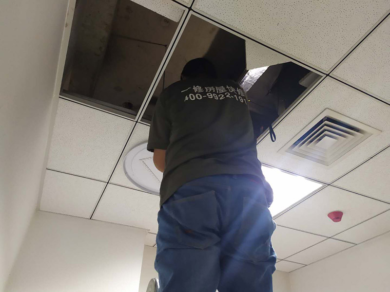 家庭燈具維修常見的維修辦法_專業師傅是如何進行家庭燈具維修的